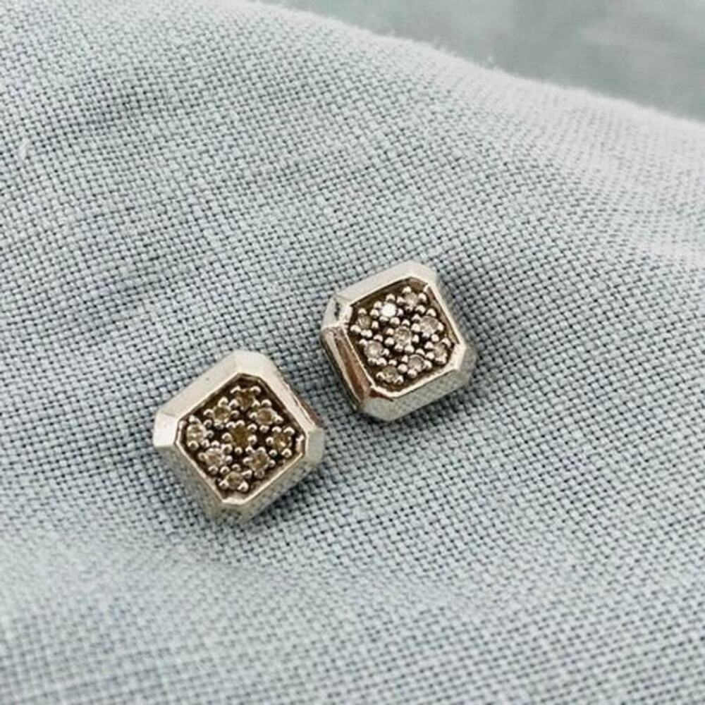 925 sterling silver square faux‎ diamond studs